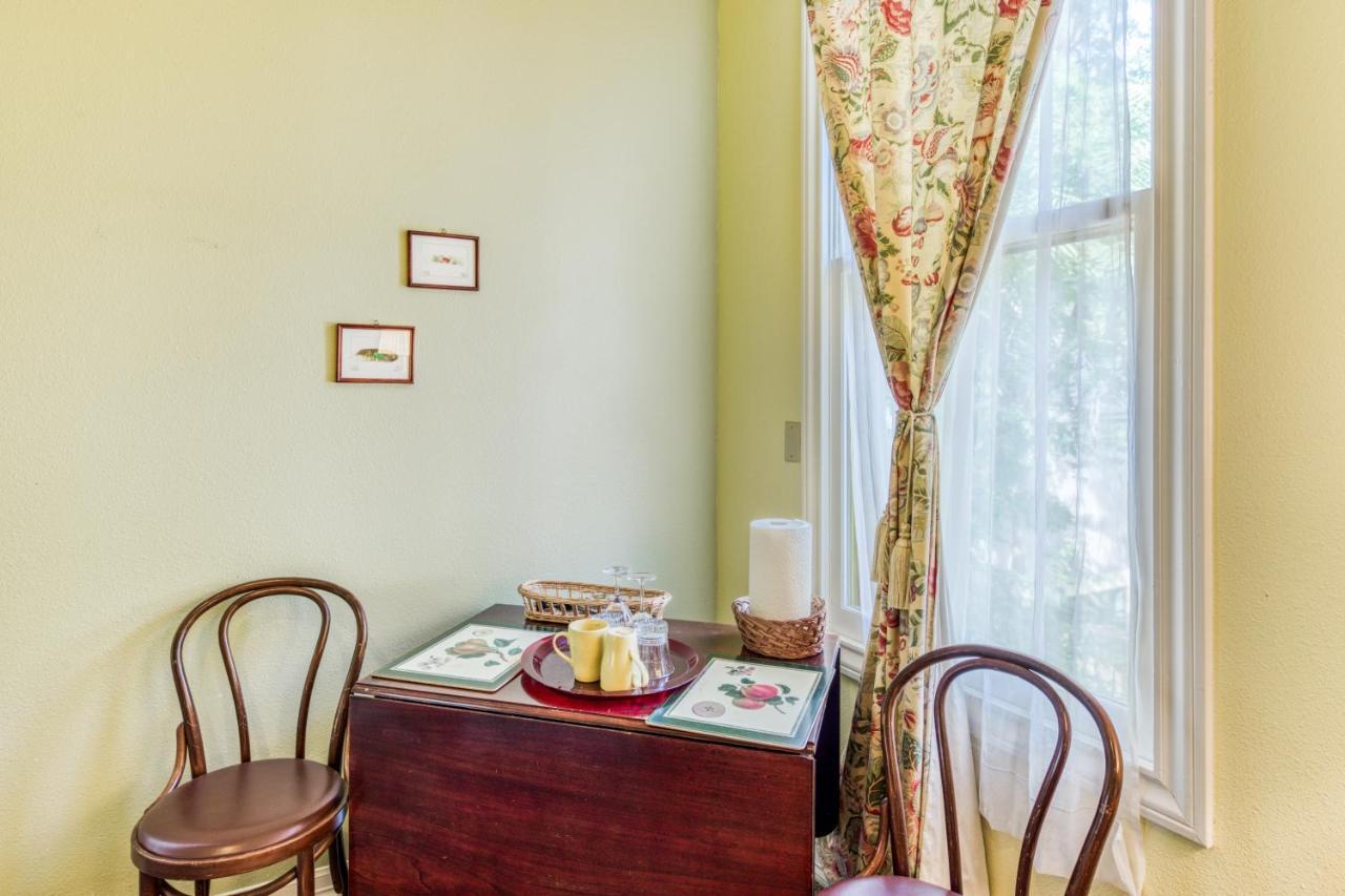 سان أنطونيو Yellow Rose Bed & Breakfast المظهر الخارجي الصورة