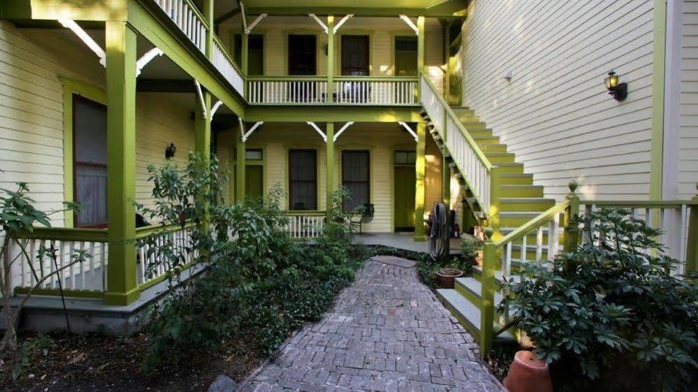 سان أنطونيو Yellow Rose Bed & Breakfast المظهر الخارجي الصورة